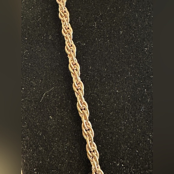 Vintage 25” Signed Van Dell Copper Necklace with Hand-Etched Copper Pendant - Picture 4 of 6